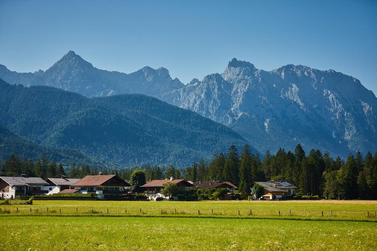 Ferienwohnung Zum Hirschgarten Krün Exteriör bild
